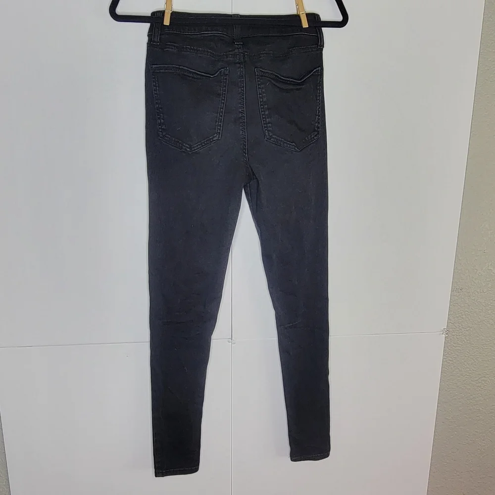SO Black Distressed Skinny Jeans Size 5 Juniors (Women 0-2) Stretch High Rise